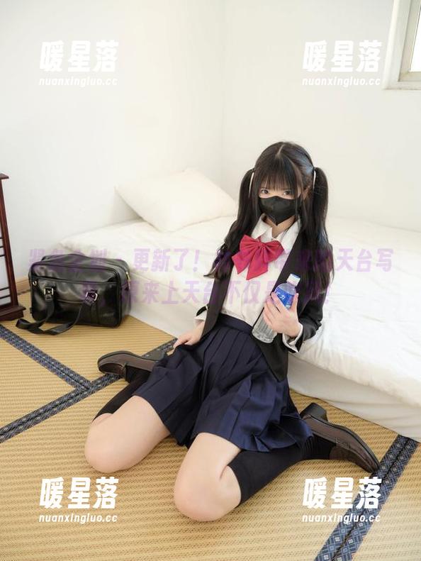 紧急企划-林书辞 紧急企划 - 更新了!林书辞带来的天台写真,原来上天台不仅是吹风!