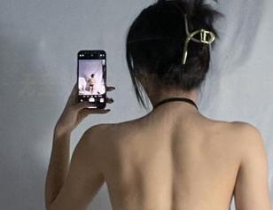 微密圈 - 无圣光,只剩红色胶带的真实一面——纪念小小v