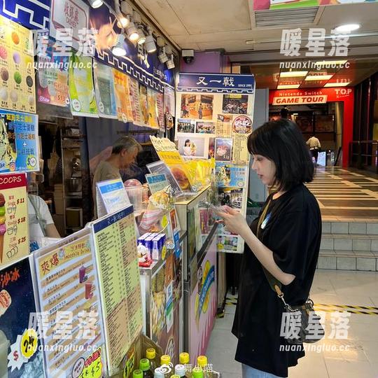 地狱王女下凡，舞小喵的写真集让下载成为一场比赛…