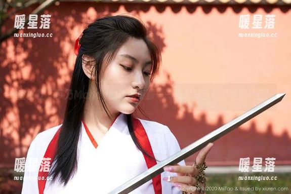 蜜桃社-梦乃Mandy 蜜桃社 - 梦乃Mandy的走光资源——图库里藏着的美腿秘密!