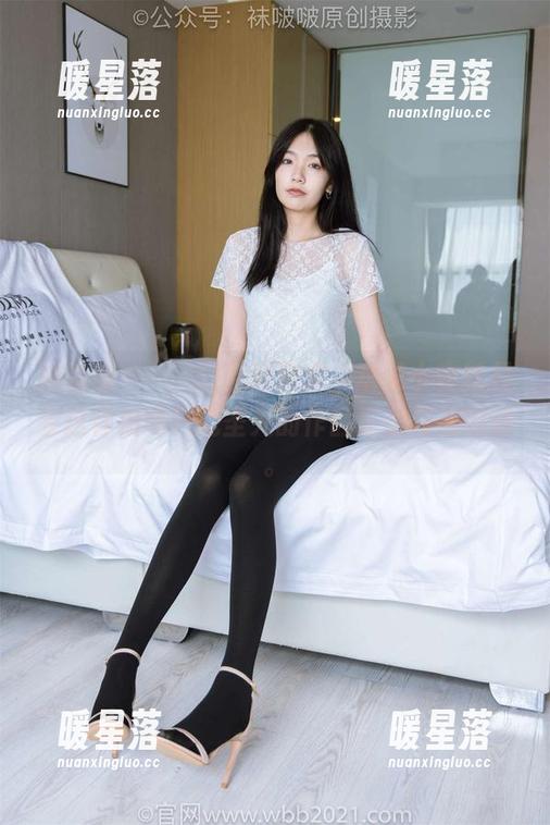 袜啵啵 - 欸，二百期限定，难道小安就只会这样拍吗？无圣光的作品还挺有趣的嘛。