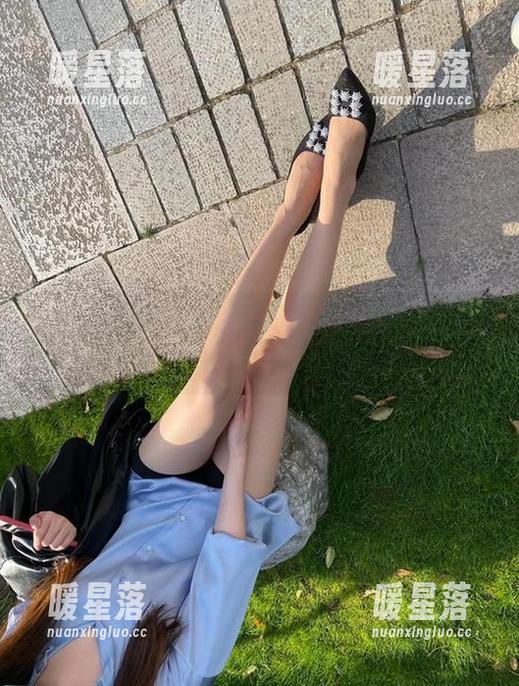 软妹小九九 微密圈 - 软妹小九九的奇奇怪怪:咖色诱惑精选合集,青春不惑的小调