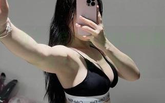 微密圈 – 对了，铁锤姐姐的网袜美图，难道我还没看够嘛？