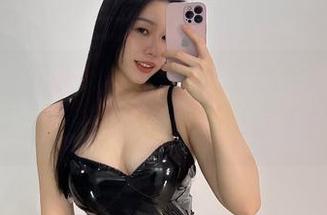 微密圈 – 特工铁锤姐姐的爱心召唤，原图在此，更新内容稍后奉上！