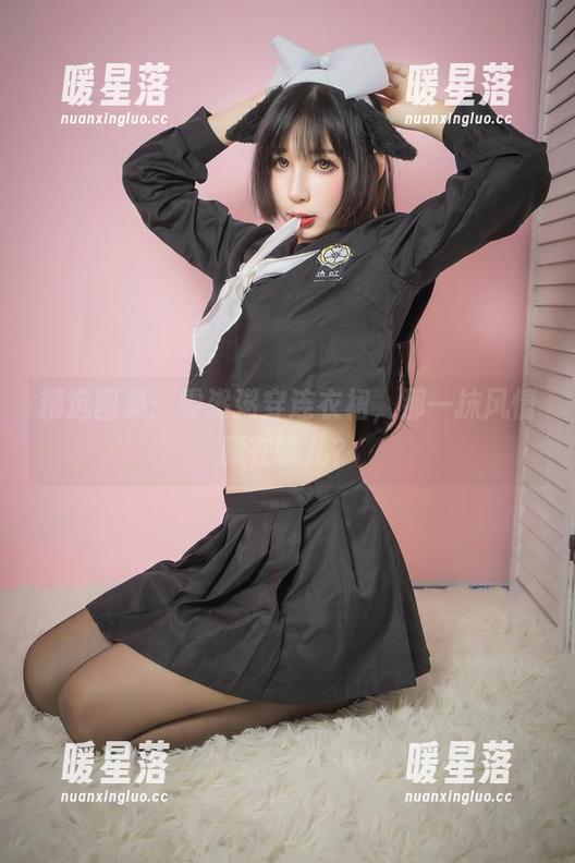 雯粥粥 精选图集:雯粥粥穿连衣裙,那一抹风情藏在哪儿?