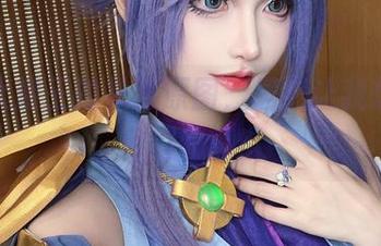 露儿大魔王的礼服原图,居然让我想到个有趣的事!