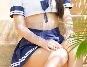 青豆客 - 话说嘉宝贝儿Vetiver的灰丝头像救了我,原图无敌,更新更狠!